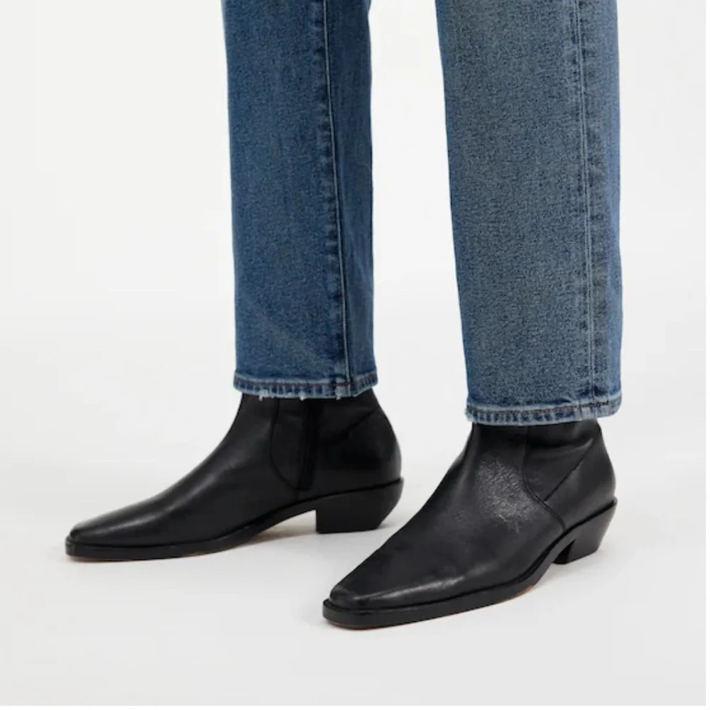 Madewell Sleek Black Leather Idris Boot - Picture 1 of 7